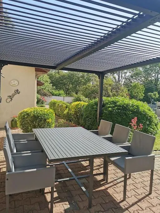 Villa Avec Jardin Et Piscine Cras  France